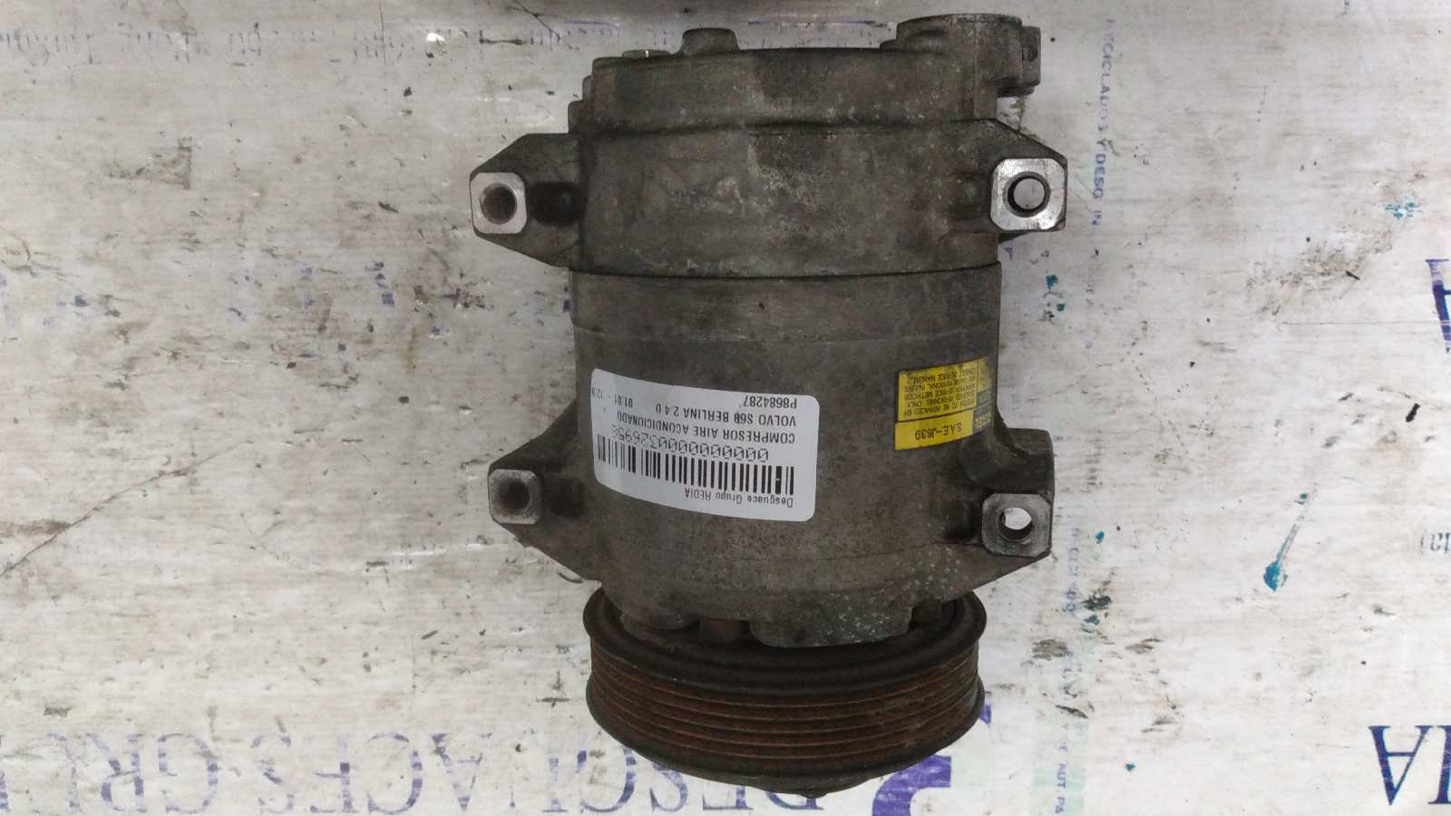 VOLVO S60 1 generation (2000-2009) Hасос кондиционера P86842879733 21272609