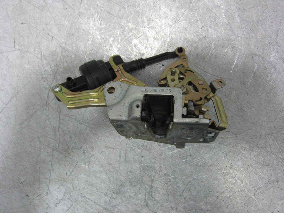 MERCEDES-BENZ E-Class W210 (1995-2002) Serrure de porte arrière gauche 2027300535 23886186