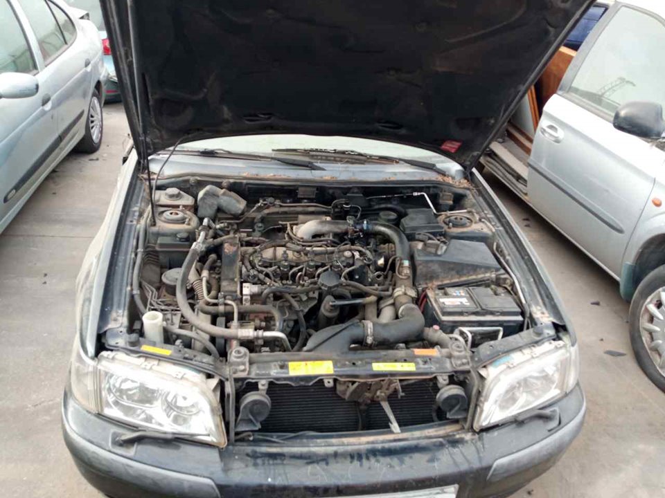 VOLVO V40 1 generation (1996-2004) Motor D4192T3 25414580