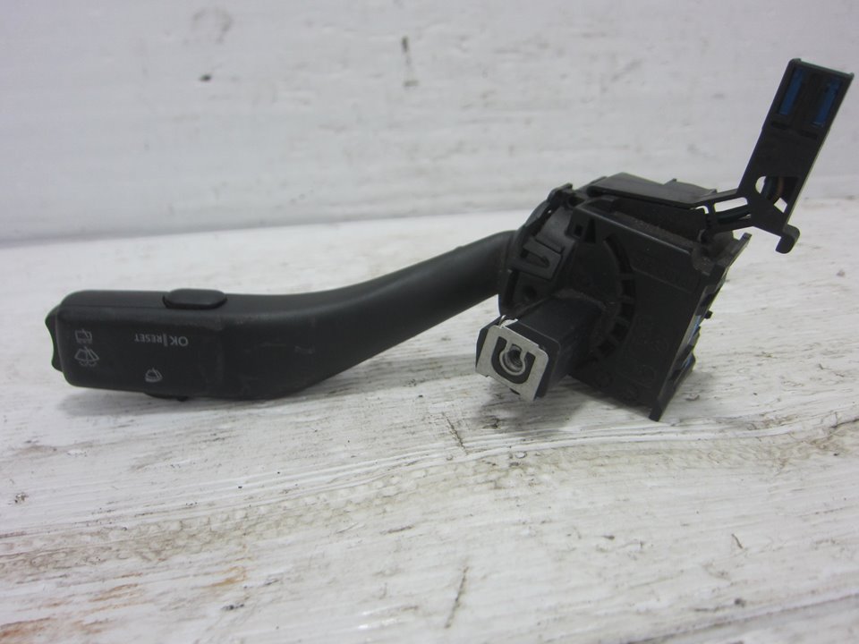 SEAT Toledo 3 generation (2004-2010) Індикатор Перемикач склоочисника 1K0953519A 27258670