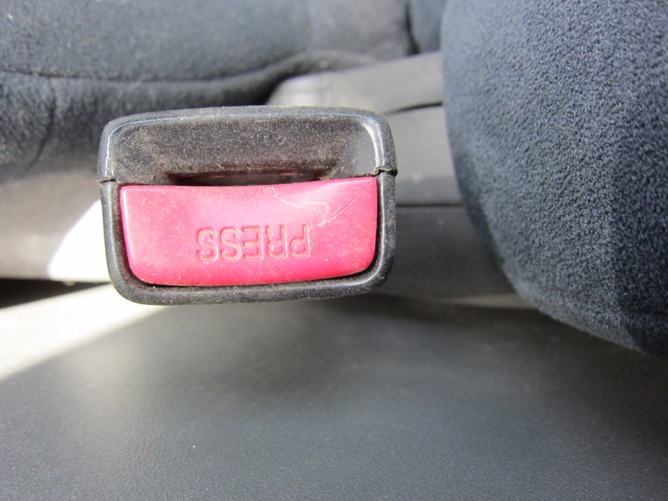 VOLKSWAGEN LT 1 generation (1975-1995) Пряжка ремня безопасности переднего правого сиденья 000717D5 25342265