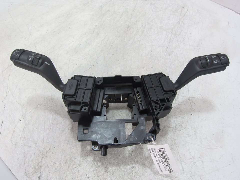 FORD C-Max 1 generation (2003-2010) Switches 13N064 21326287