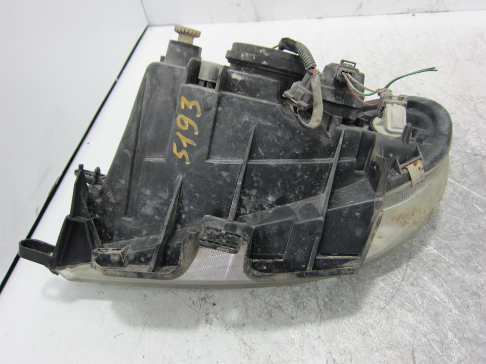 CITROËN Saxo 2 generation (1996-2004) Фара передняя правая 5521111 24964983