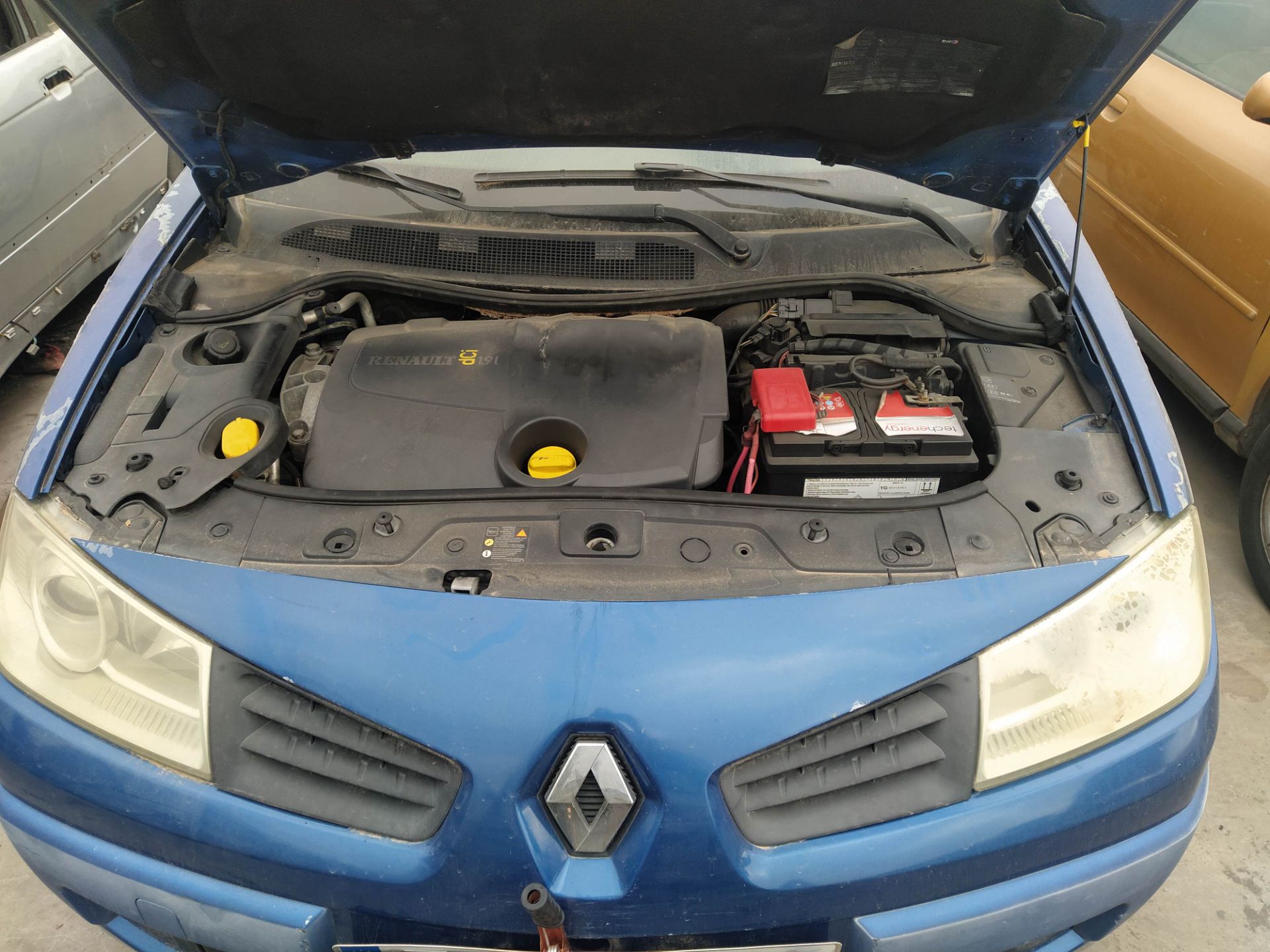 RENAULT Megane 2 generation (2002-2012) Aizmugurējais buferis 25741418