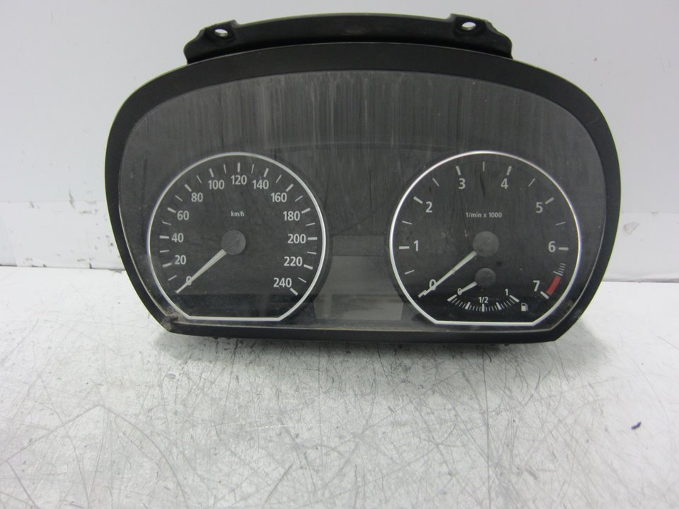 BMW 1 Series E81/E82/E87/E88 (2004-2013) Rýchlosťomer 1041568 25388601