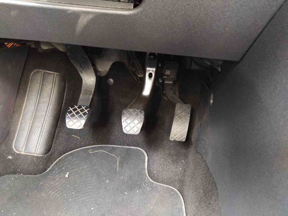 VOLKSWAGEN Polo 6 generation (2017-2024) Clutch Pedal 25368555