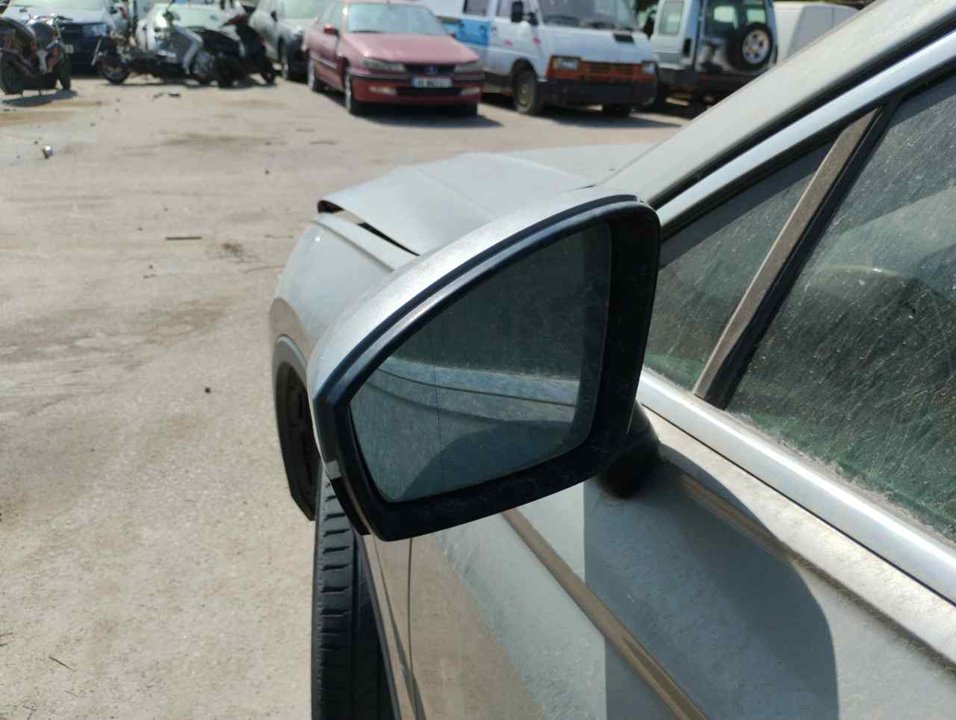 VOLKSWAGEN Tiguan 1 generation (2007-2017) Priekinių kairių durų veidrodis 047979 25330933