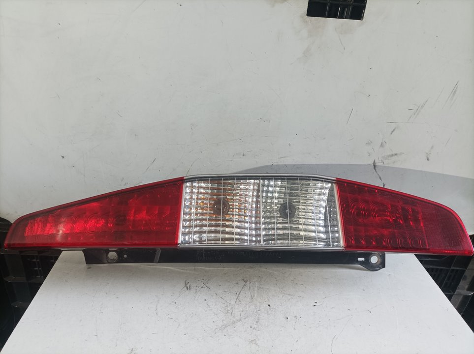 FIAT Doblo 1 generation (2001-2017) Фонарь задний правый 40600748 21289924