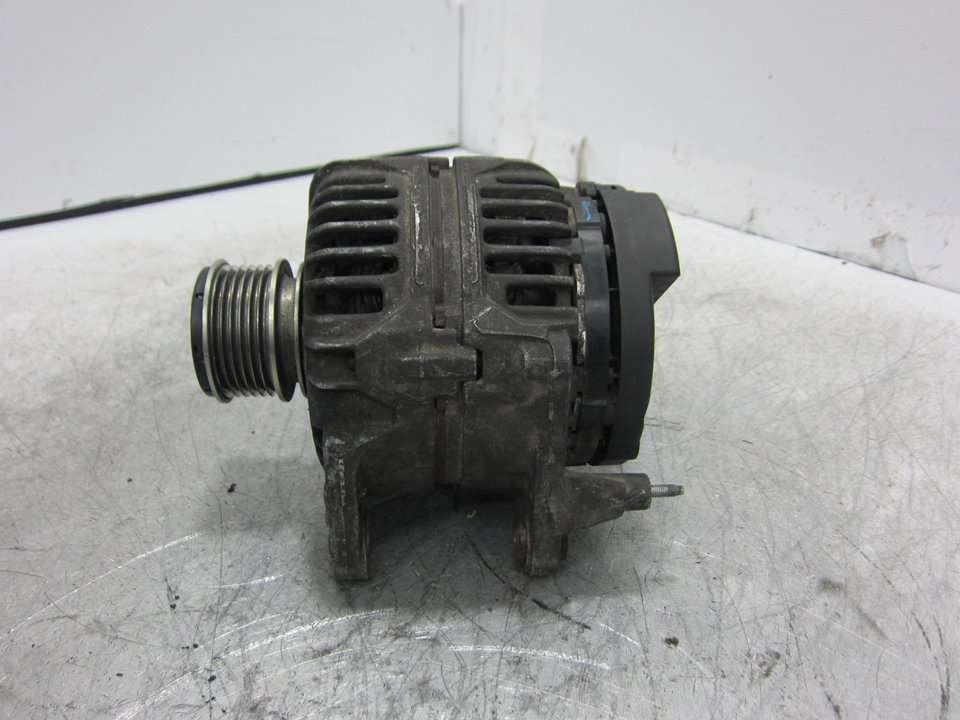 NISSAN Toledo 2 generation (1999-2006) Alternator 038903023L 23873866