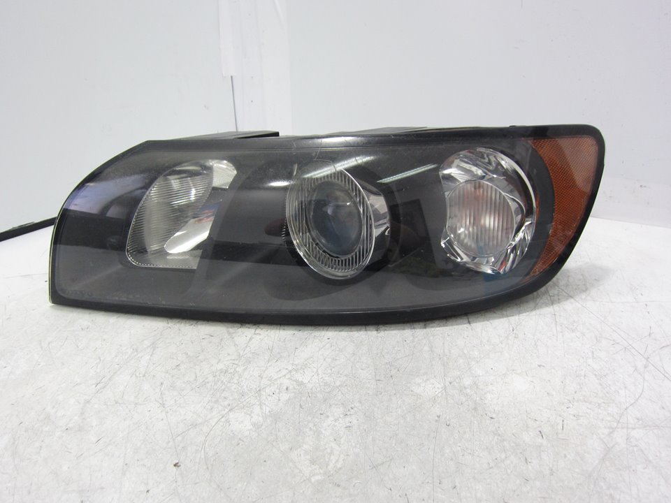 VOLVO S40 2 generation (2004-2012) Front Left Headlight 30678898 21584642