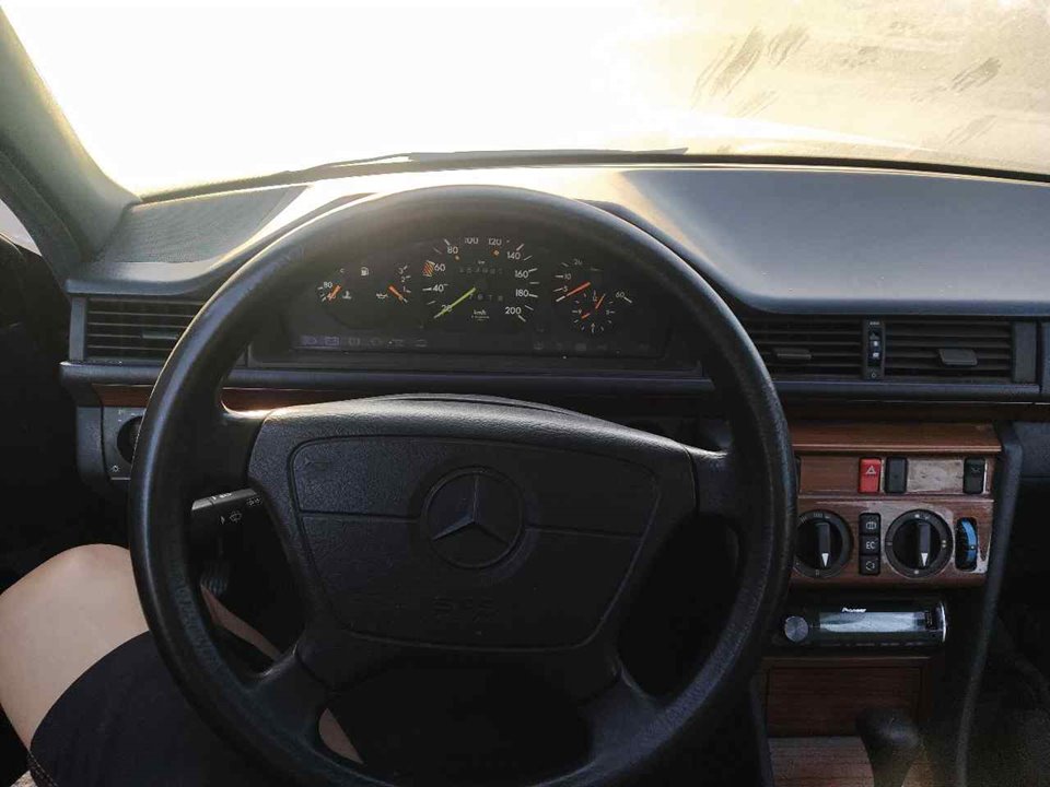 MERCEDES-BENZ E-Class W124 (1984-1997) Stūre 24939945