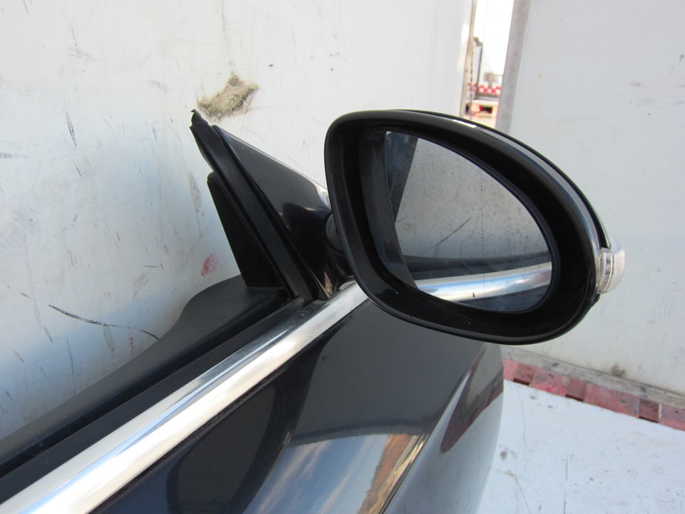 MERCEDES-BENZ CLS-Class C219 (2004-2010) Right Side Wing Mirror 24963186