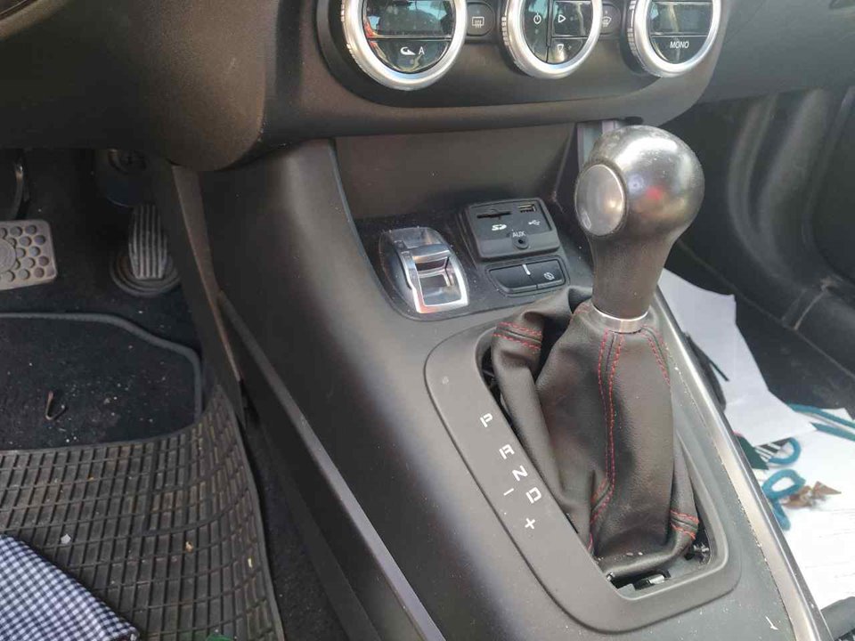 ALFA ROMEO Giulietta 940 (2010-2020) Gear Shifting Knob 25330268