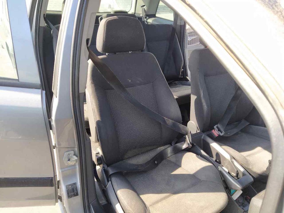 OPEL Zafira B (2005-2010) Front Right Seat 25377862