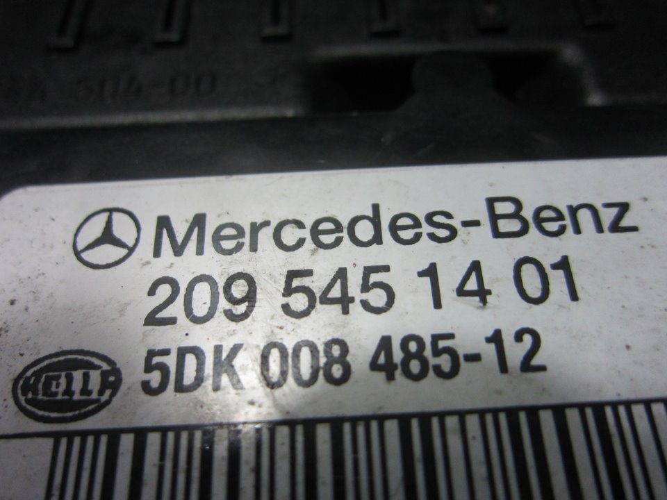 MERCEDES-BENZ CLK AMG GTR C297 (1997-1999) Fuse Box 2095451401 24881346