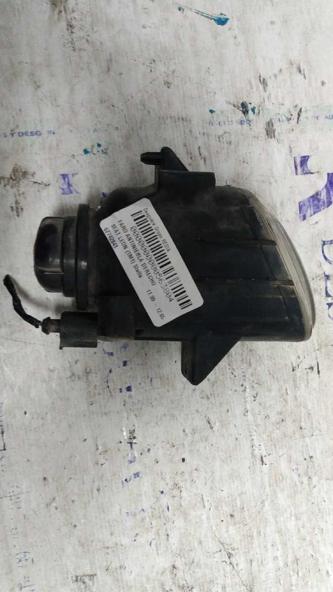 TOYOTA Leon 1 generation (1999-2005) Противотуманка бампера передняя правая 67742841 25083924