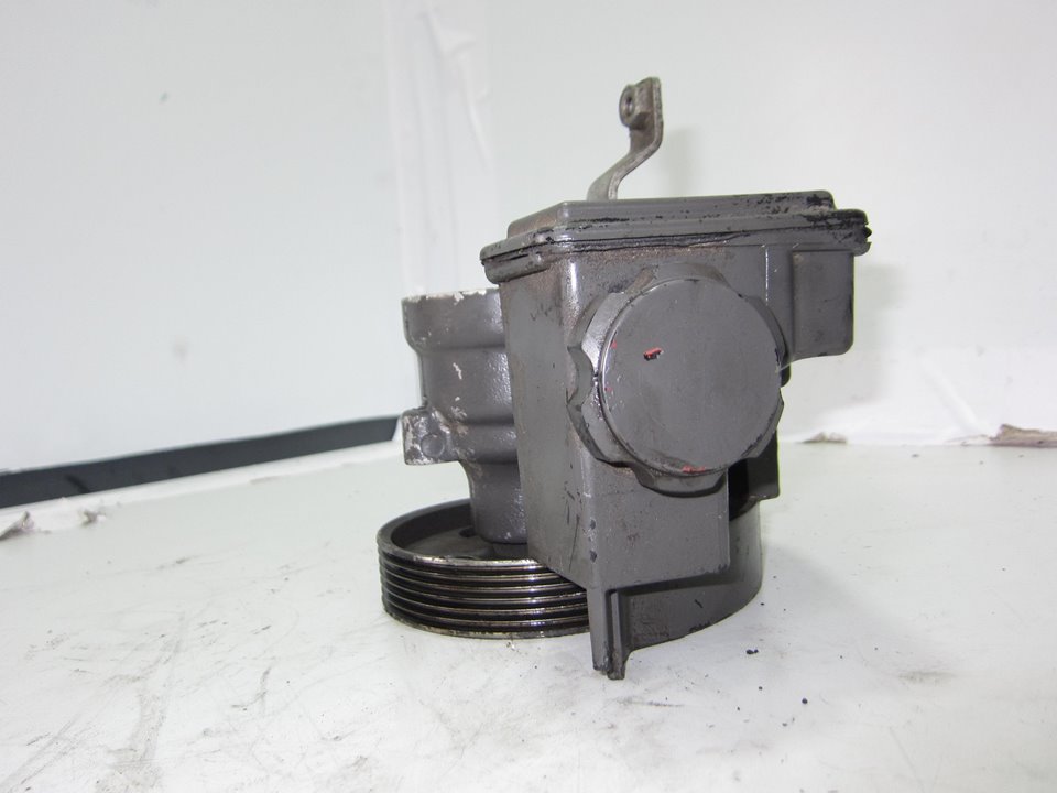 FORD 206 1 generation (1998-2009) Power Steering Pump 26079884 21309238