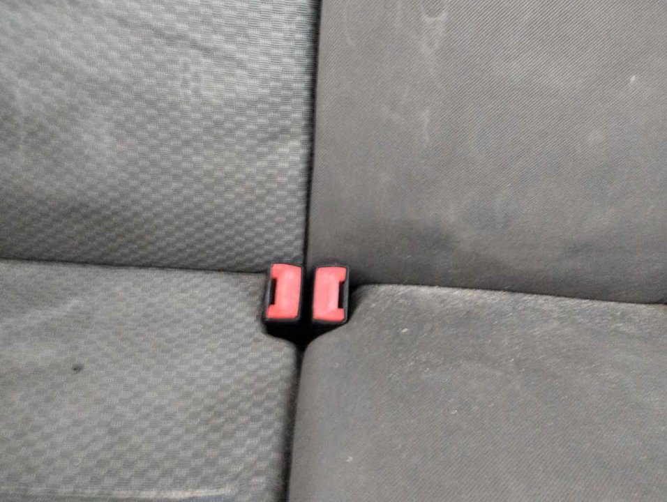 FORD Focus 2 generation (2004-2011) Rear Middle Seat Buckle 25322985