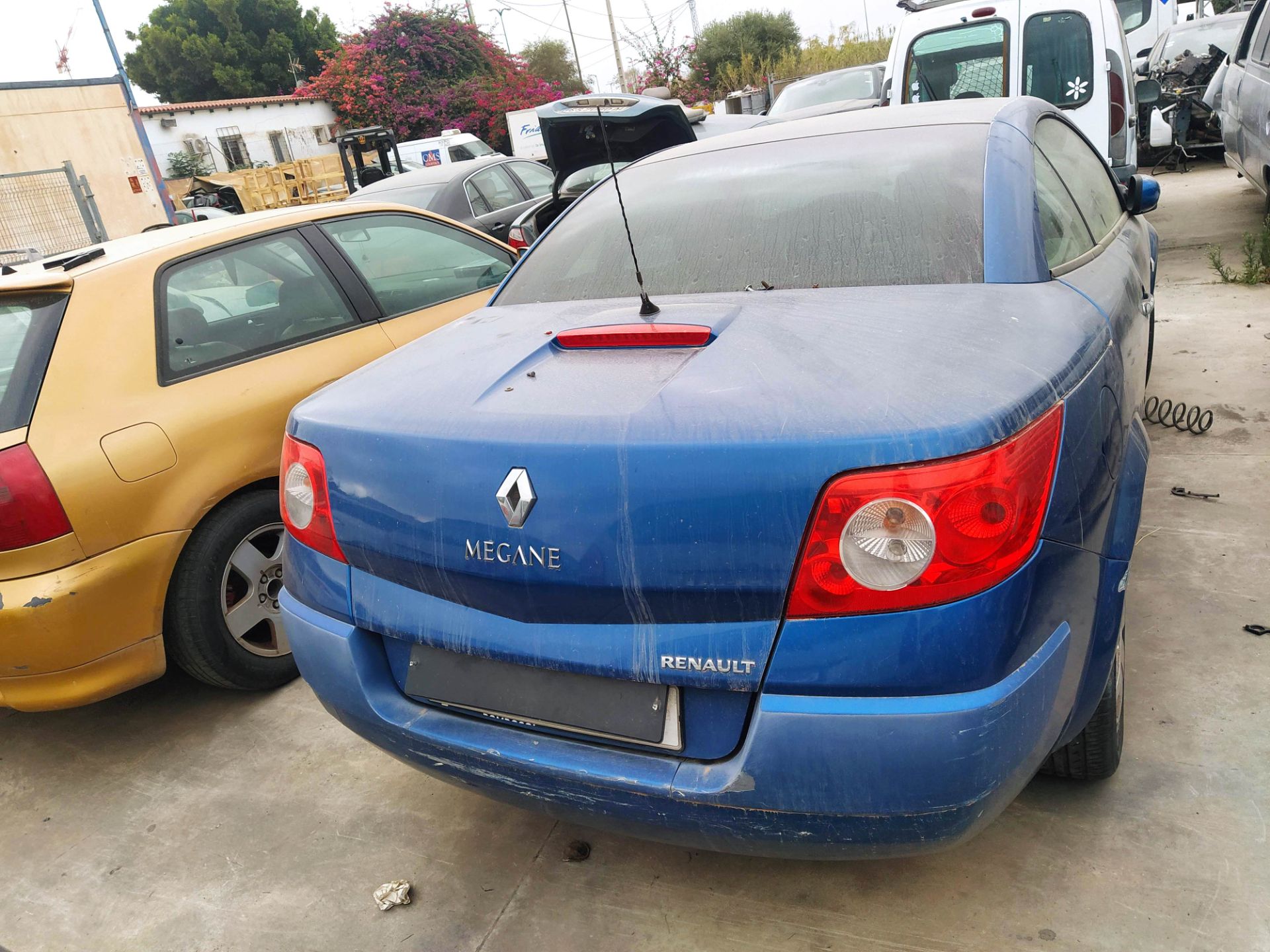 RENAULT Megane 2 generation (2002-2012) Aizmugurējais buferis 25741418