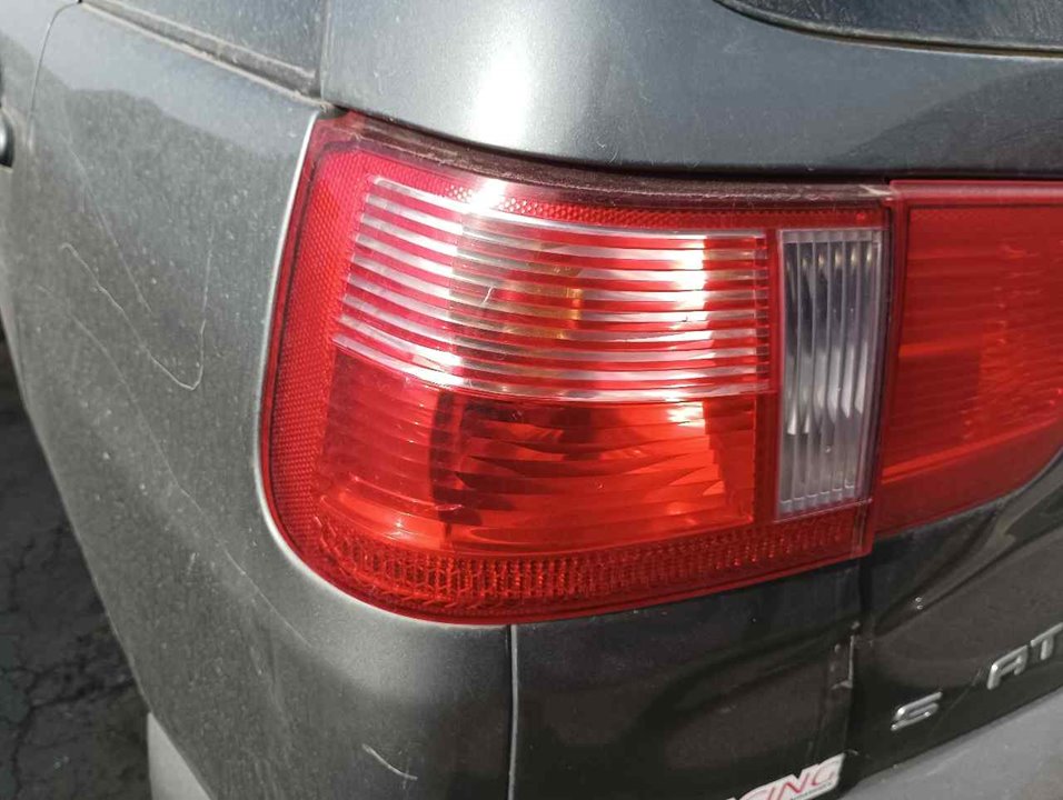 SEAT Ibiza 2 generation (1993-2002) Rear Left Taillight 25338148