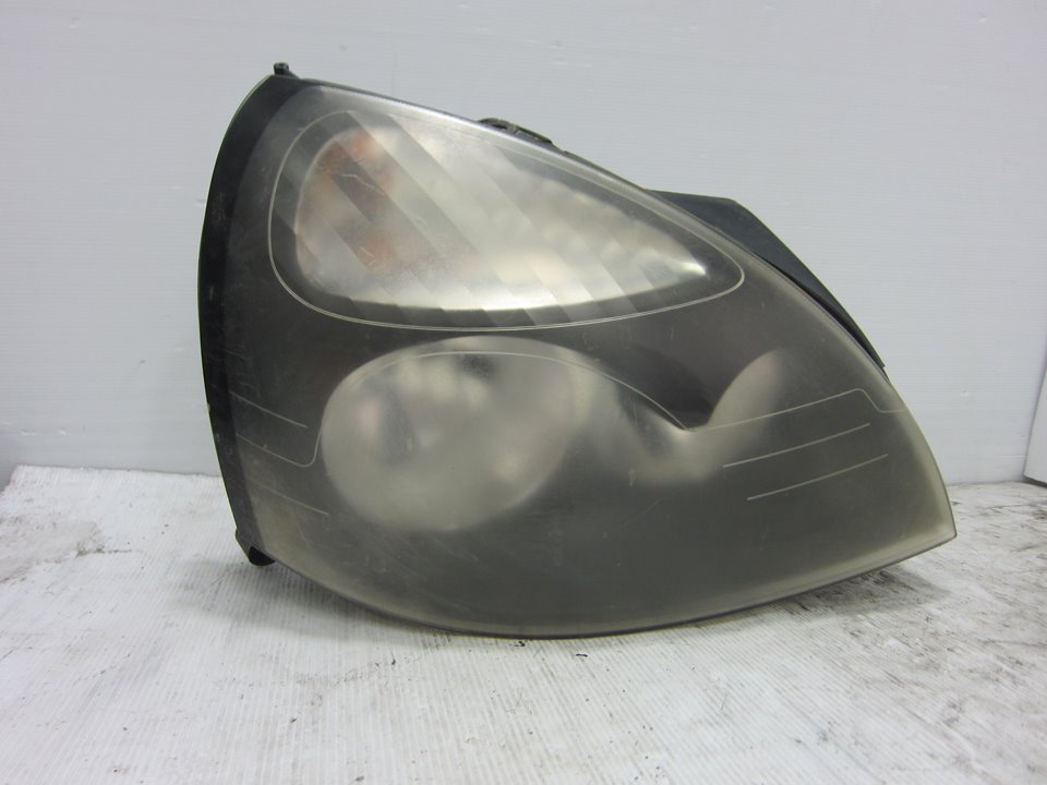 MERCEDES-BENZ Clio 3 generation (2005-2012) Front Right Headlight 15602000 24961417