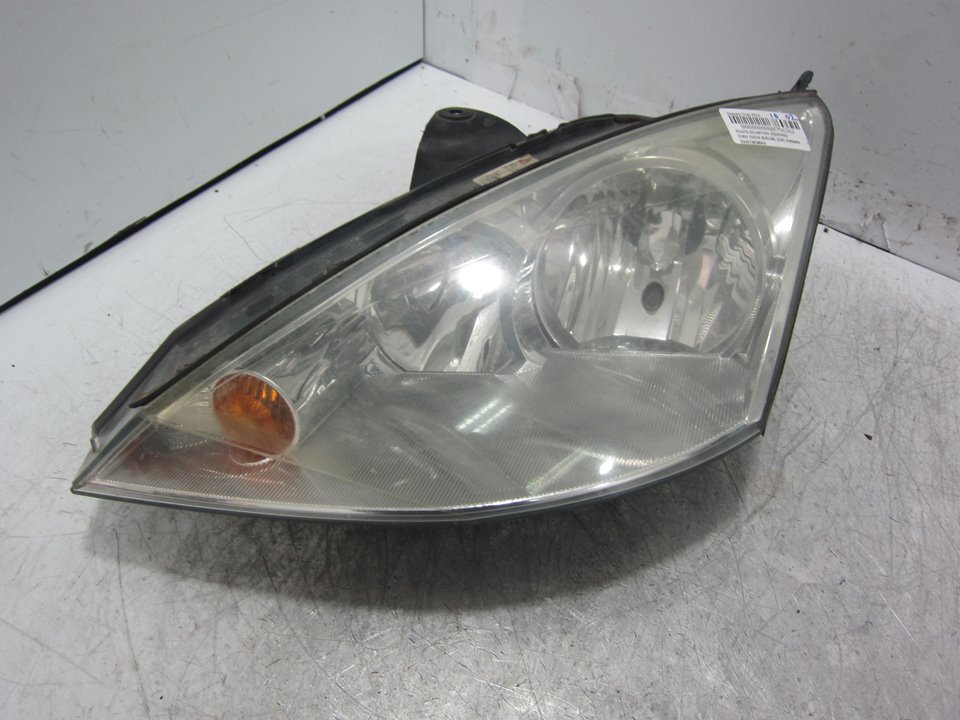 FORD Focus 1 generation (1998-2010) Front left turn light 2M5113W030 21277130