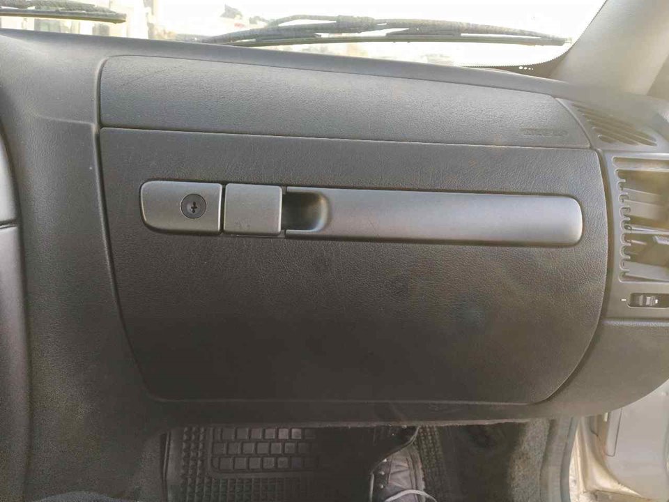 MITSUBISHI Xsara 1 generation (1997-2004) Glove Box 25332957