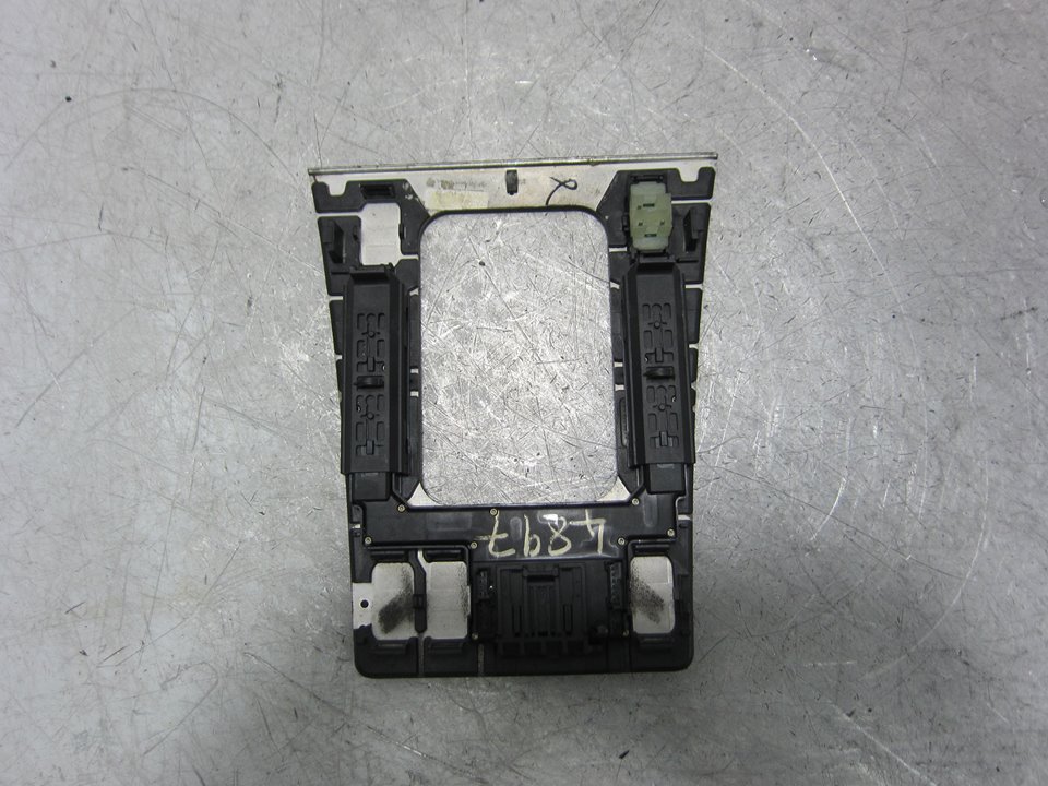 MERCEDES-BENZ E-Class W210 (1995-2002) Commutateur de fenêtre de porte avant gauche 486010 23886172