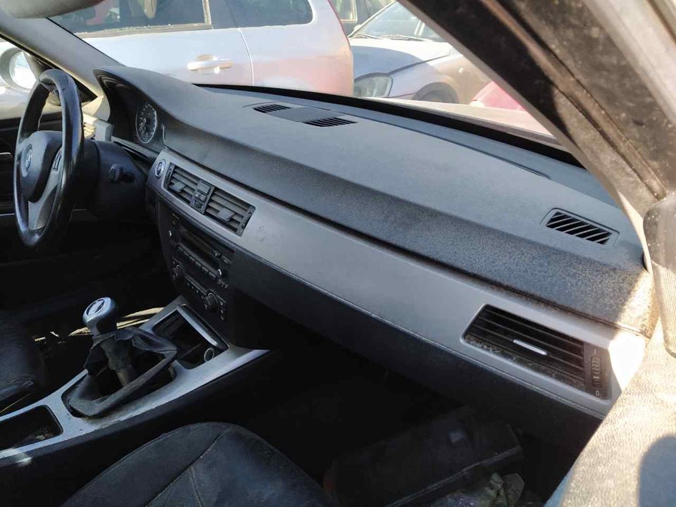 BMW 3 Series E90/E91/E92/E93 (2004-2013) Передняя панель салона 24939177