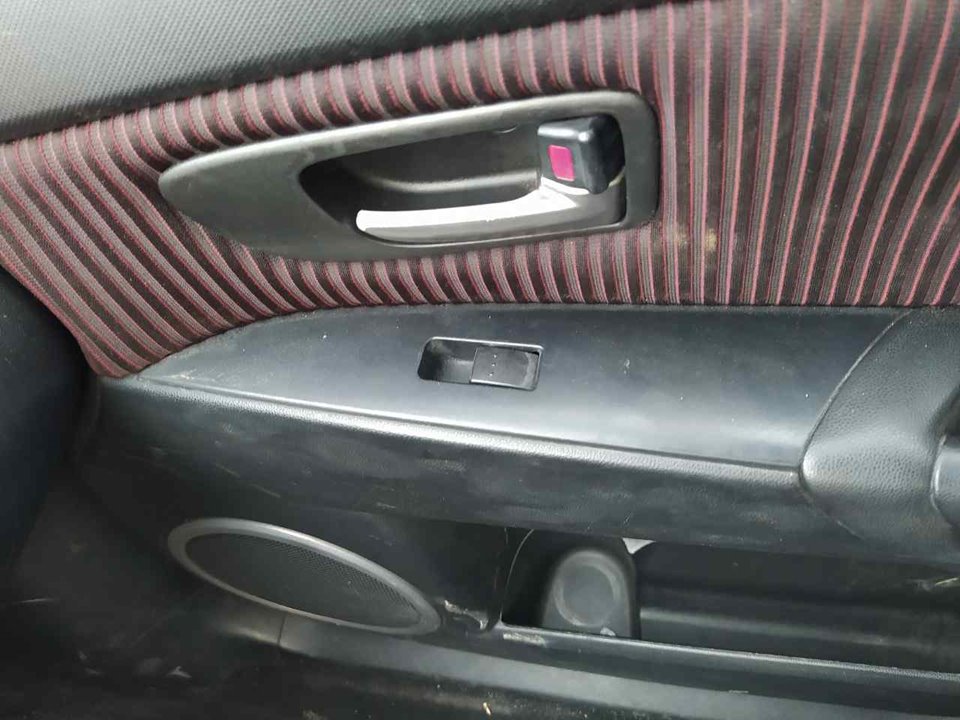 MAZDA 3 BK (2003-2009) Кнопка стеклоподъемника передней правой двери 25362374