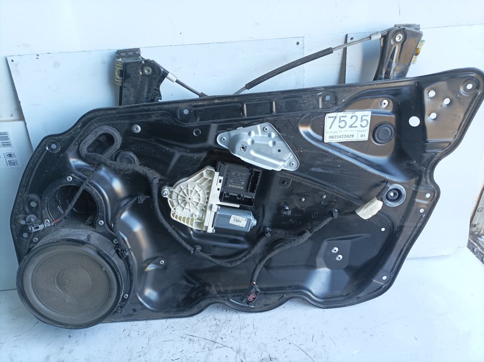 VOLKSWAGEN Passat B6 (2005-2010) Front Right Door Window Regulator 3C1837756G 21277471