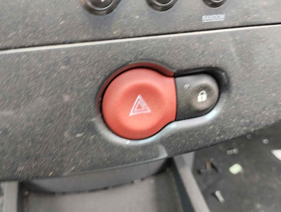 RENAULT Clio 3 generation (2005-2012) Hazard button 25420022