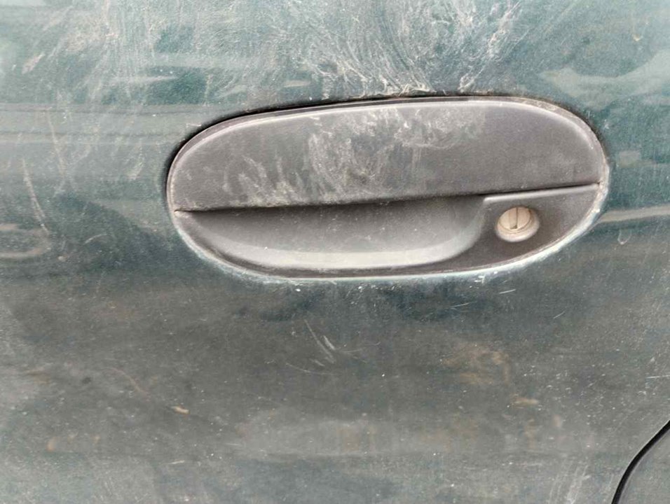 HYUNDAI Accent X3 (1994-2000) Наружная ручка передней левой двери 25324767
