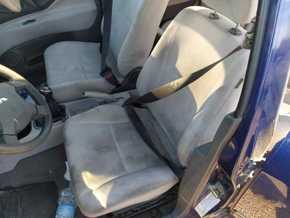 VOLKSWAGEN 2 generation (2012-2017) Front Left Seatbelt 25334098