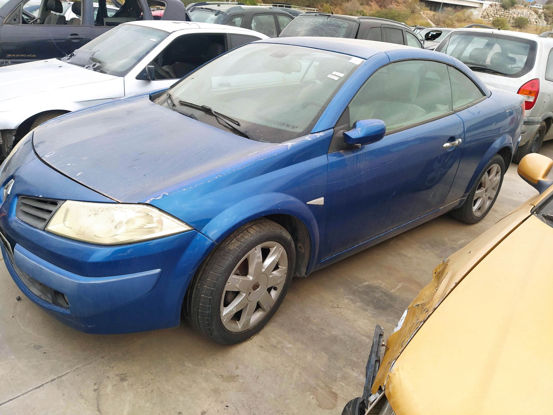 RENAULT Megane 2 generation (2002-2012) Priekinių kairių durų vidinis rankenos rėmelis 25741633