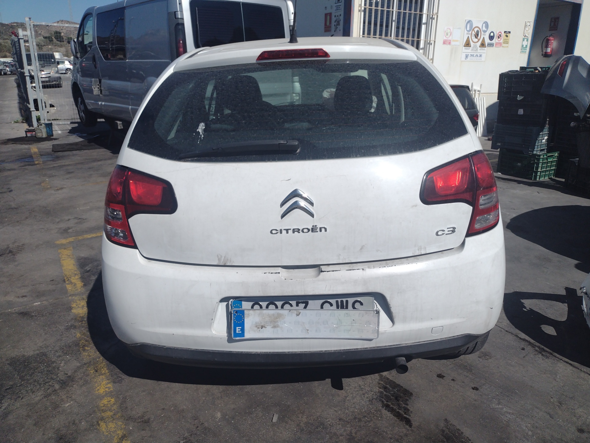 CITROËN C3 2 generation (2009-2016) Фортка передняя левая 43R007951 20391600