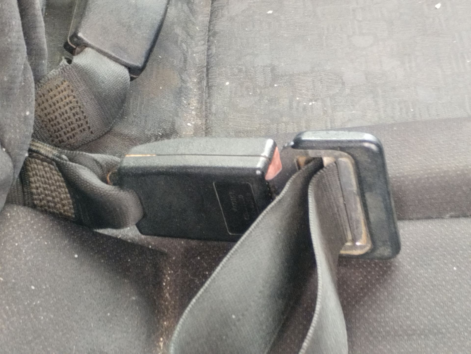 OPEL Astra F (1991-2002) Rear Middle Seat Buckle 25338438