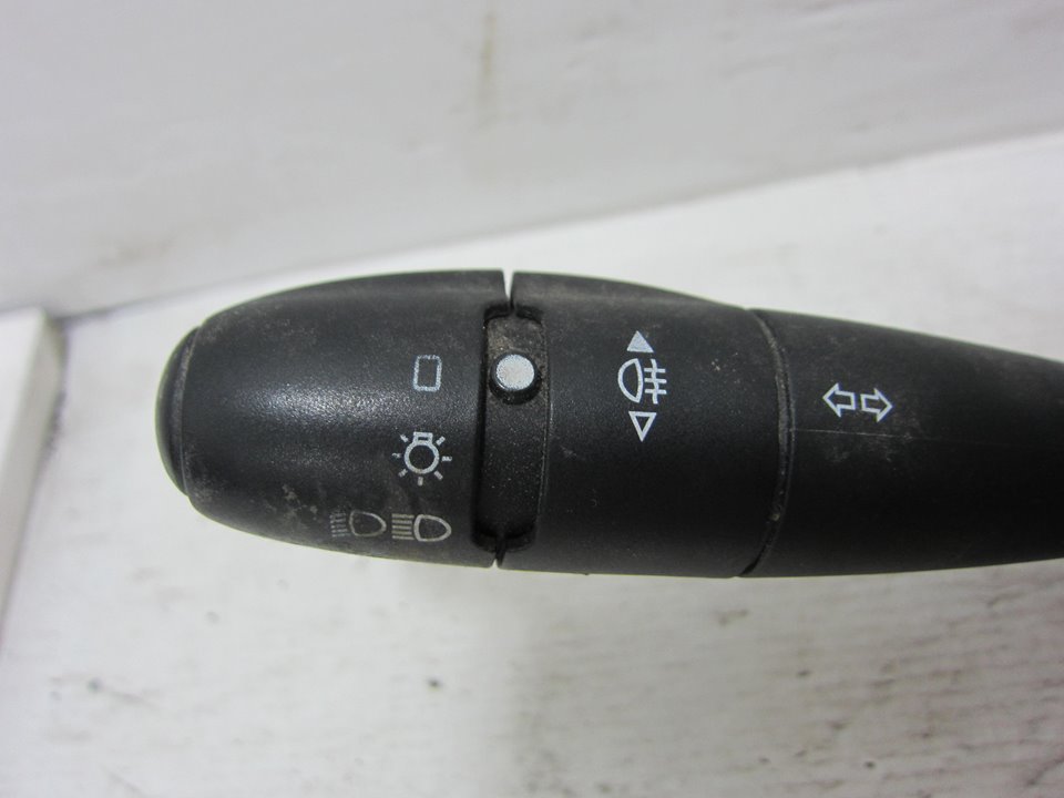 CITROËN C3 1 generation (2002-2010) Переключатель кнопок 96488208XT 24886787