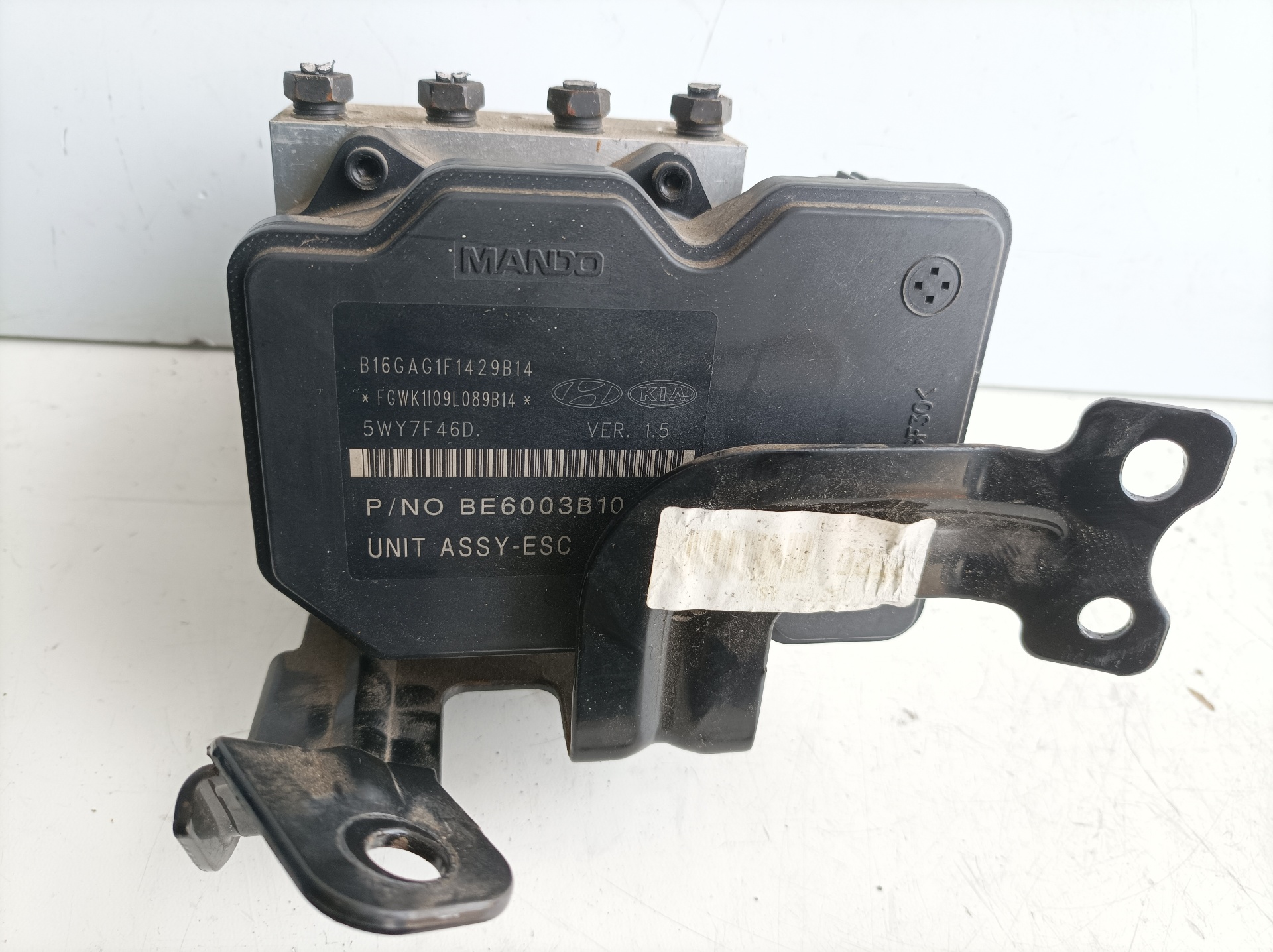 HYUNDAI Tucson 3 generation (2015-2021) ABS Pump 5WY7F46D 21280927