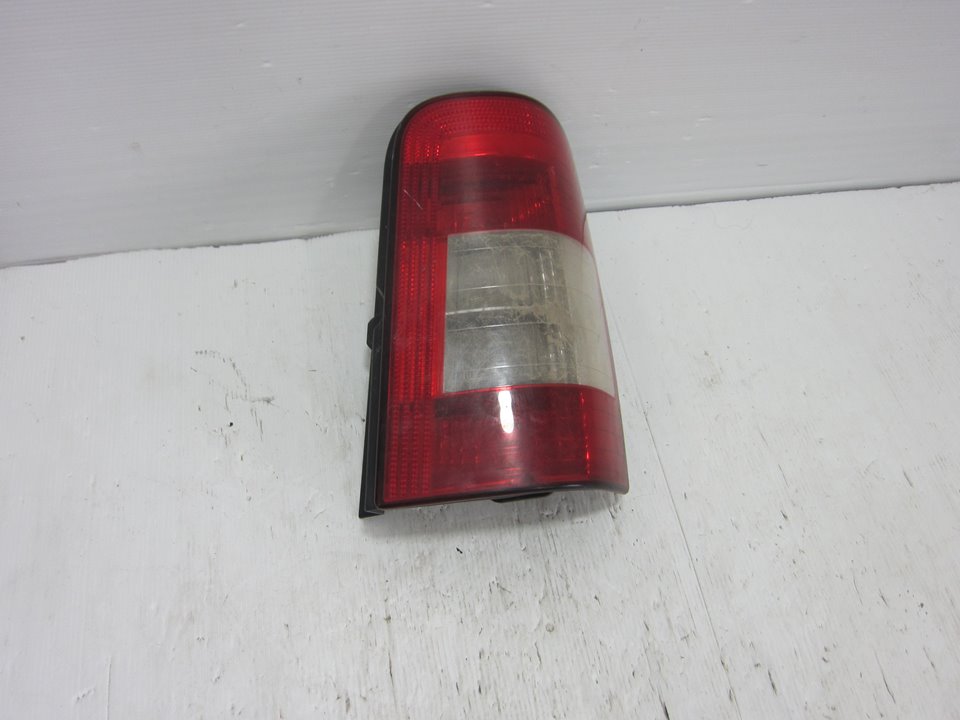 PEUGEOT Partner 2 generation (2008-2023) Rear Right Taillight Lamp 9657976980 24961302