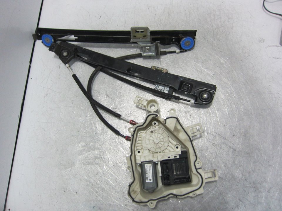 SEAT Toledo 3 generation (2004-2010) Front Right Door Window Regulator 1K0959792M 24935329