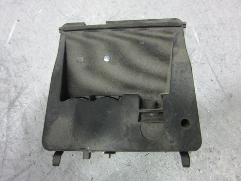 TOYOTA Yaris 3 generation (2010-2019) Other part 881810D020 24941469