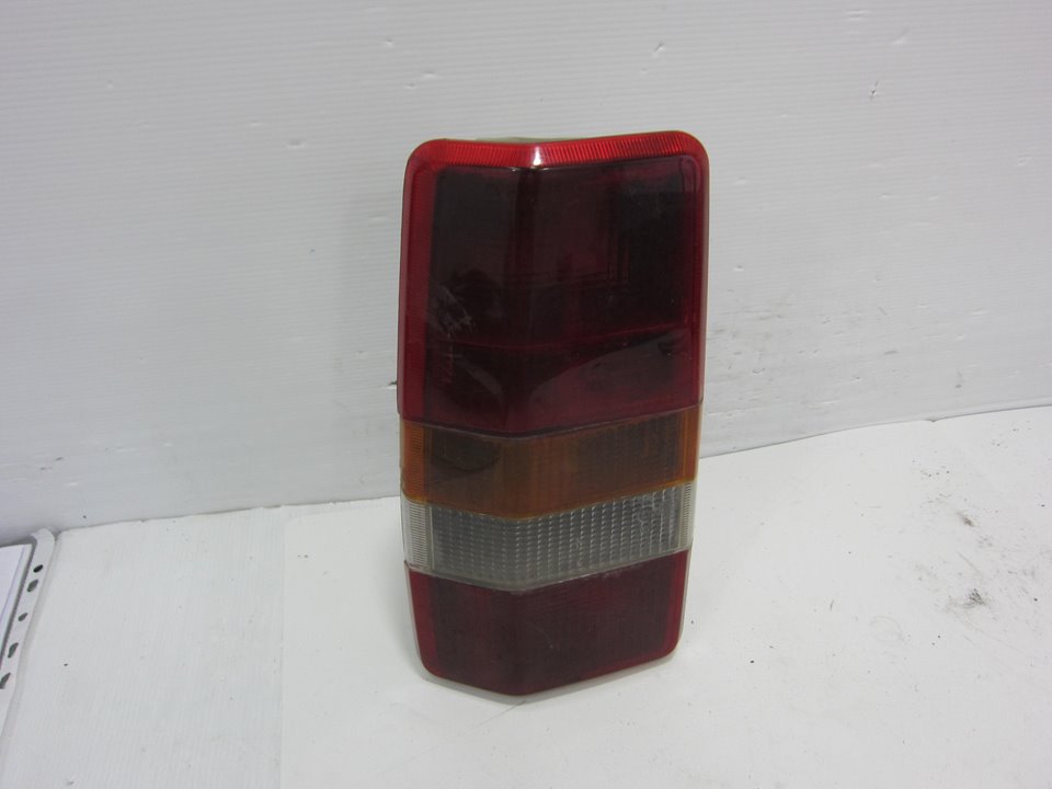 LAND ROVER Discovery 1 generation (1989-1997) Rear Left Taillight 25088399