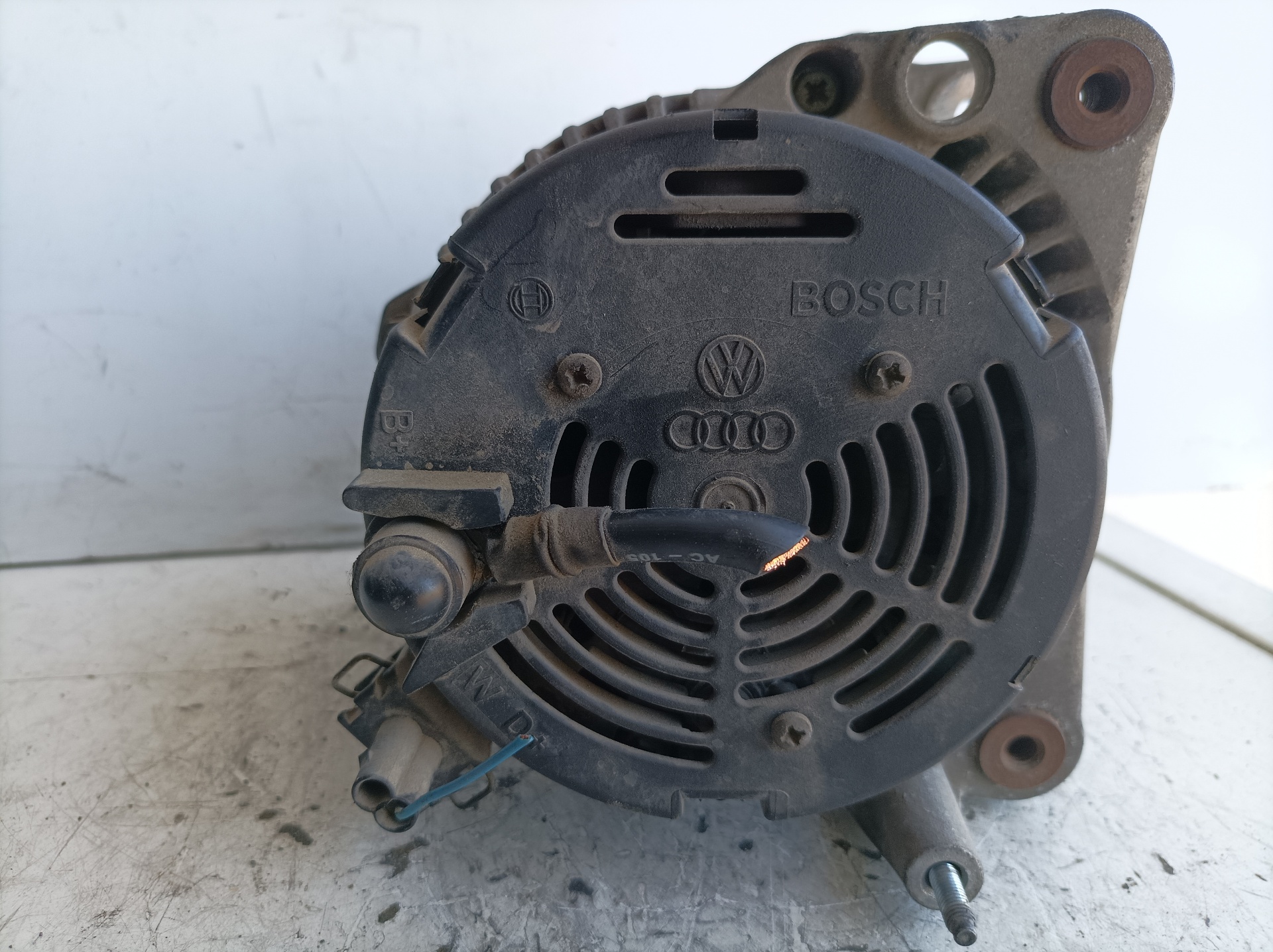 PORSCHE Cordoba 1 generation (1993-2003) Alternator 028903025Q 21281380