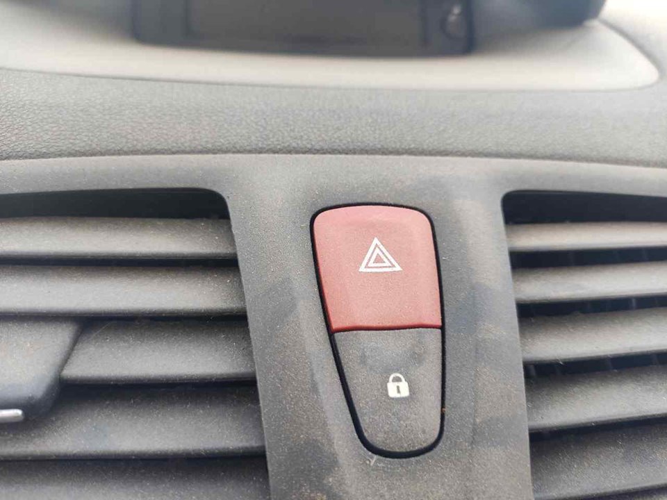 RENAULT Megane 3 generation (2008-2020) Hazard button 8200214896A 21283776