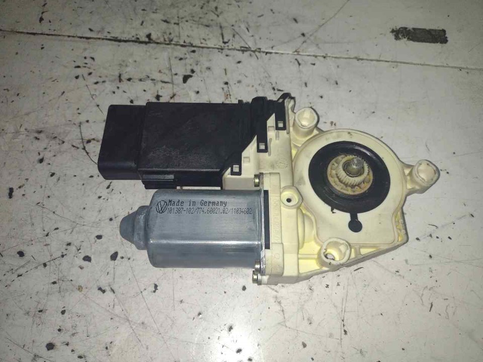 SEAT Leon 1 generation (1999-2005) Motor regulator geam ușă stânga față 1C1959801A 21293881