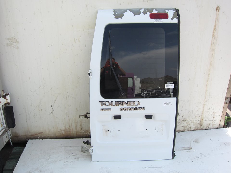 FORD Tourneo Connect 1 generation (2002-2013) Фонарь крышки багажника левый 21137870