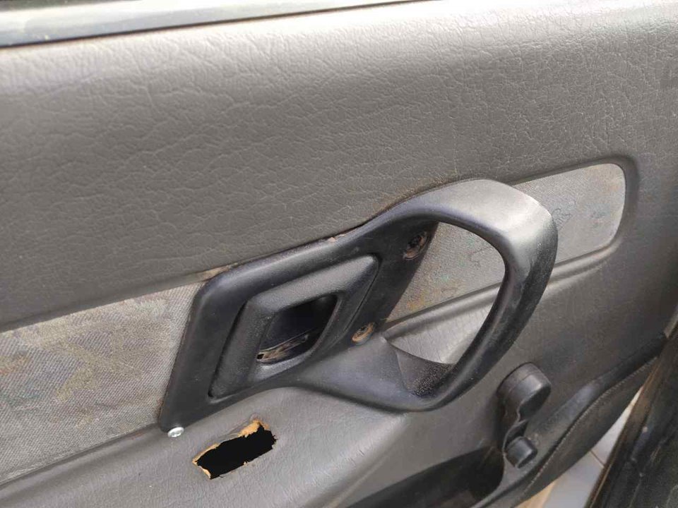 SEAT Cordoba 1 generation (1993-2003) Front Left Door Interior Handle Frame 25344130