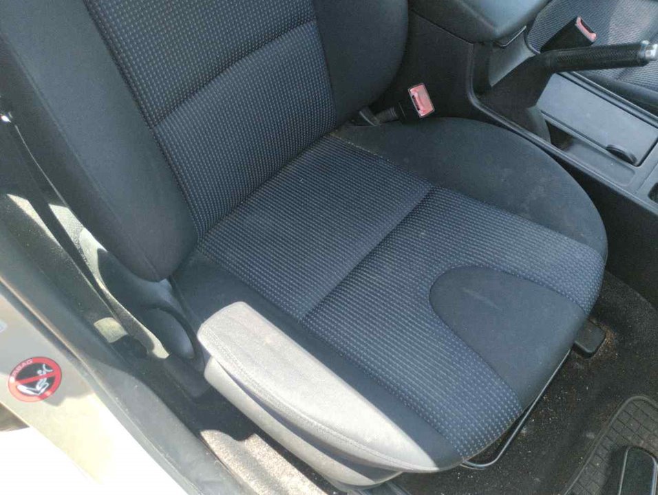 MAZDA 3 BK (2003-2009) Front Right Seat 25381463