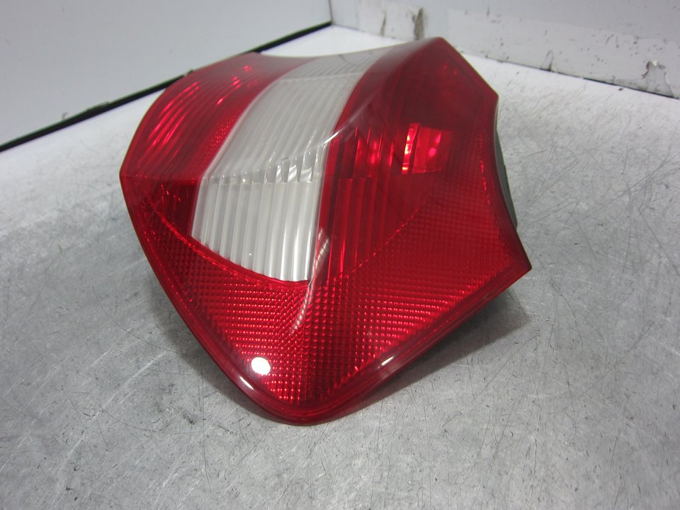 BMW 1 Series E81/E82/E87/E88 (2004-2013) Rear Right Taillight Lamp 692450208 25387006